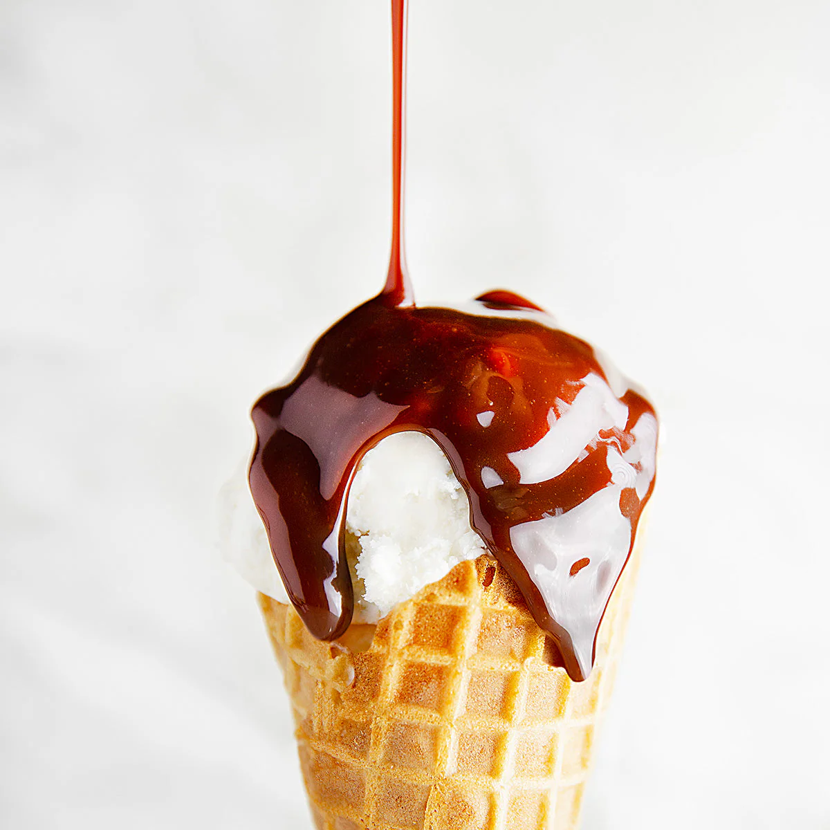 Sanders Candy - Milk Chocolate Hot Fudge Topping - Image 2